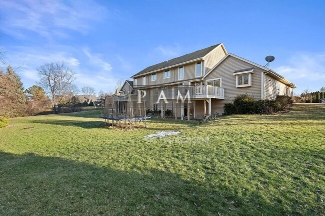 Building Photo - 3209 S Ridge Crest Ct