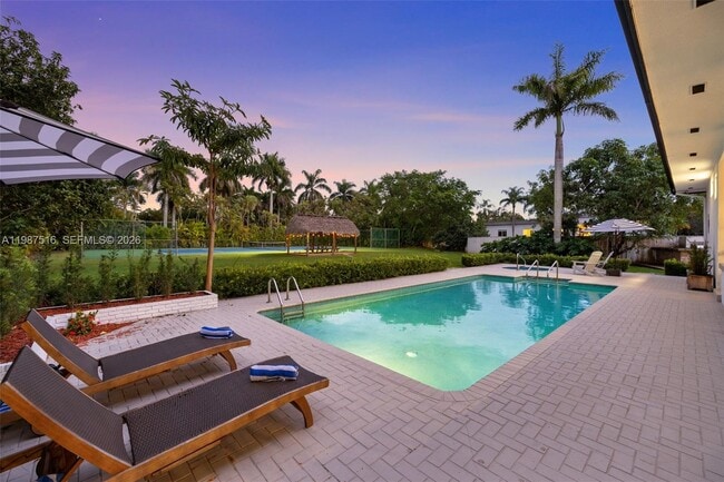 Building Photo - 14615 SW 77th Ct