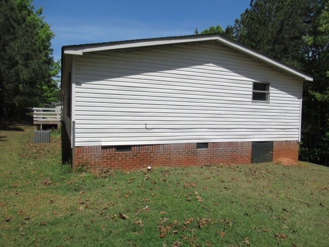 Building Photo - 406 Crystal Dr