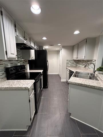 Building Photo - 3115 Royal Gable Dr