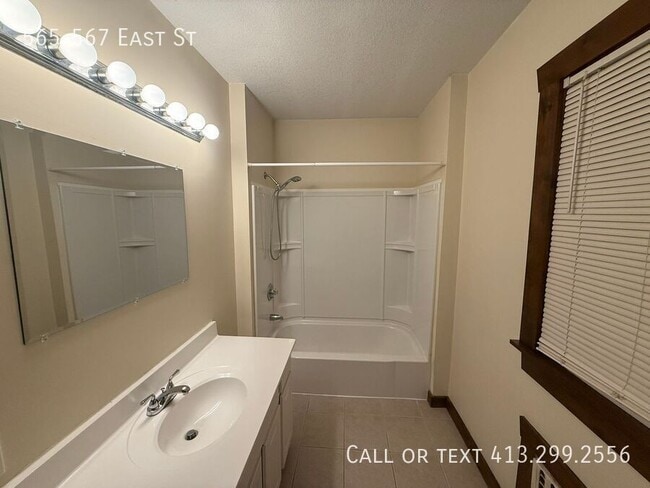 Building Photo - 565-567 East St-