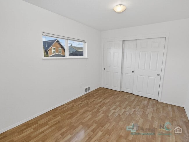 Building Photo - $500 OFF SUMMER MOVE-IN SPECIAL - $2,700 3 BED/1.5 BATH!!!