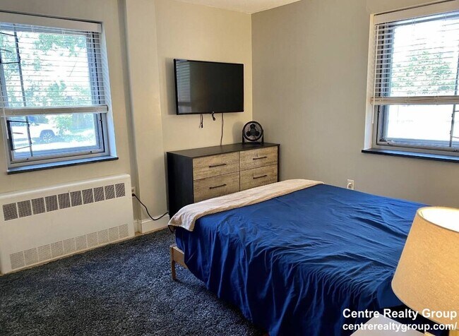 Building Photo - 125 Trapelo Rd