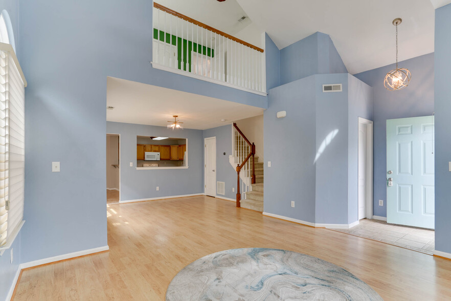Building Photo - 1553 Wynd Crest Way