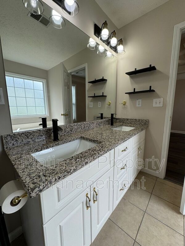 Building Photo - 3854 Wheaton Ct