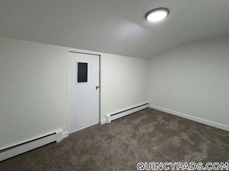 Building Photo - 71 Water St