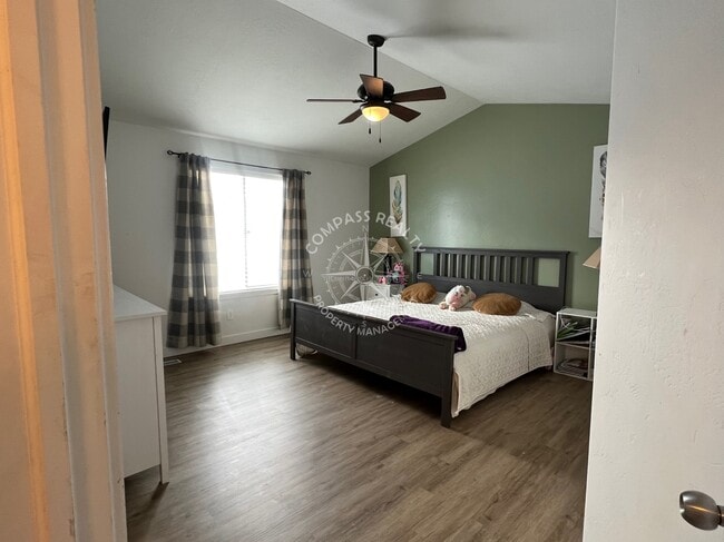 Building Photo - 375 Slate Drive