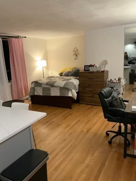 Building Photo - 41 Park St