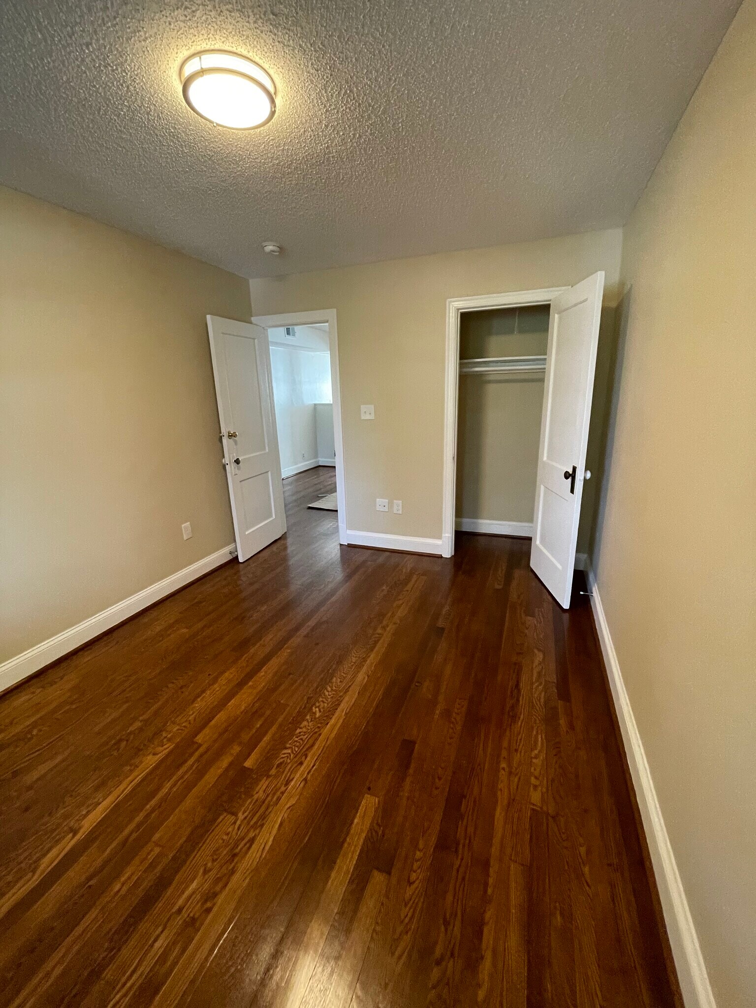 Building Photo - 4630 New Hampshire Ave NW