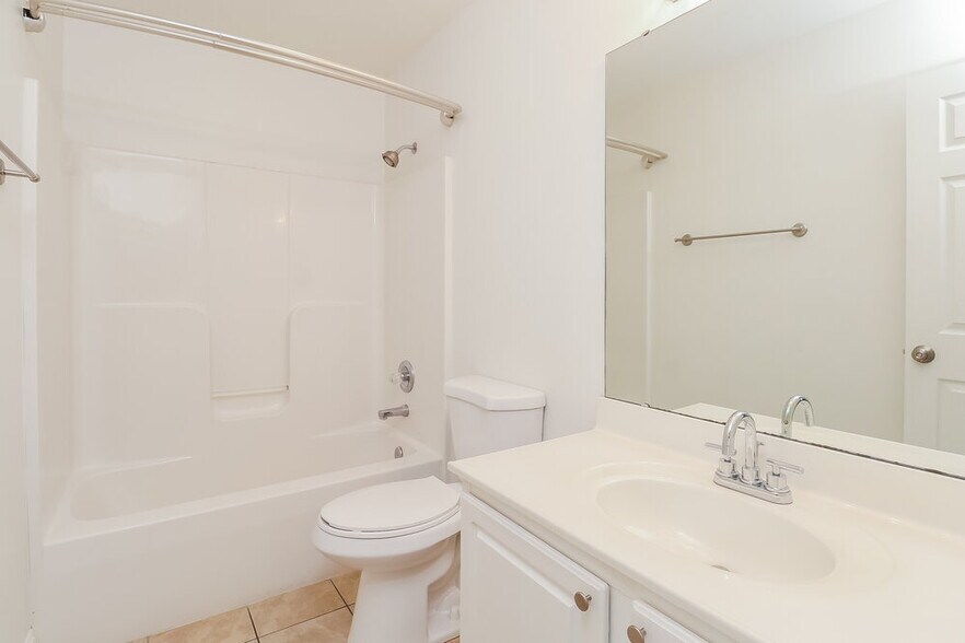 Building Photo - 4525 Carol Ct