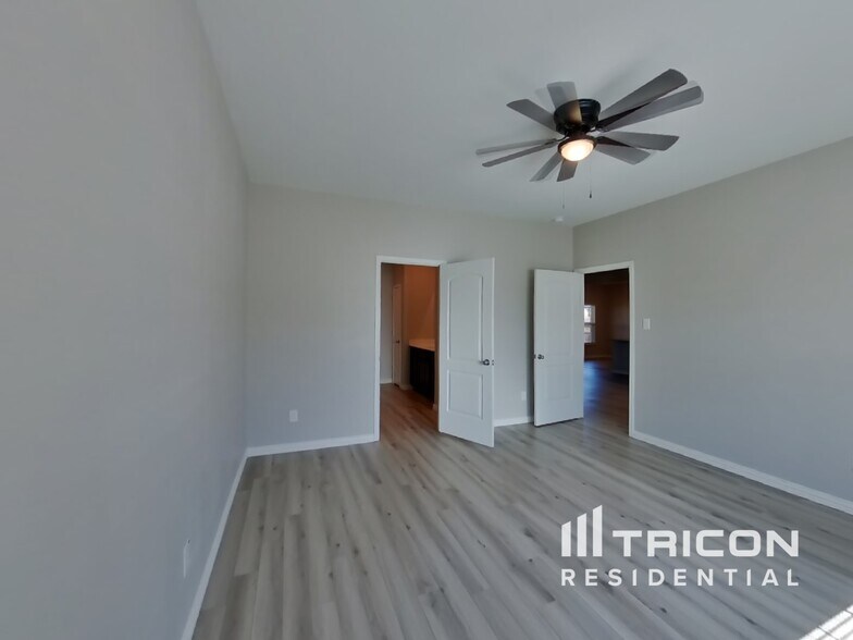 Building Photo - 3109 Chillingham Dr