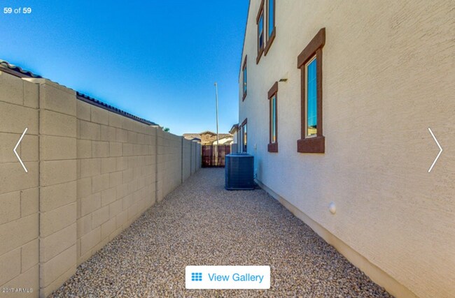 Building Photo - Stunning 5 BD, 4.5 BA home located in the ...