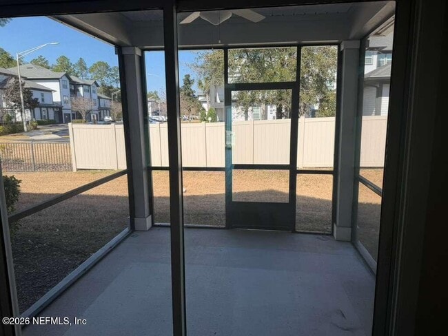 Building Photo - 12846 Josslyn Ln