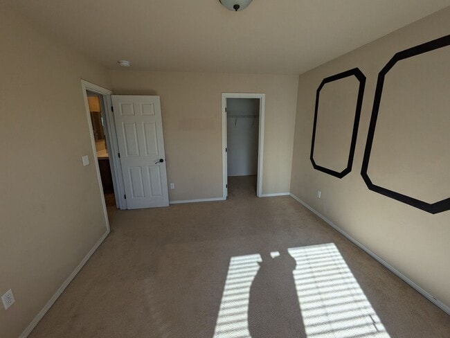 Building Photo - 7608 Traditions Ave NE