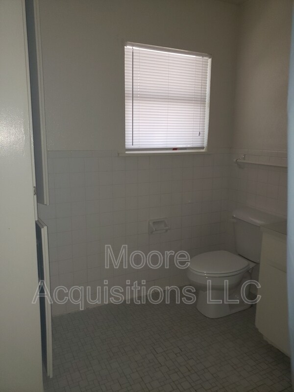 Building Photo - 1439 S Rusk St