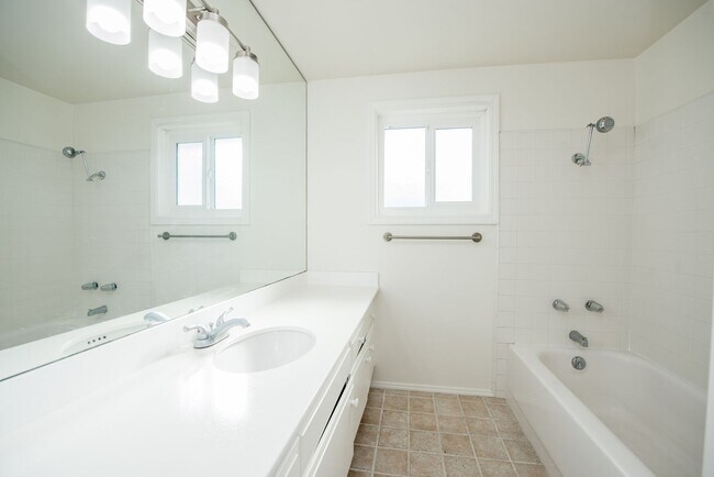 Building Photo - Now Available for Lease Beautiful 4 Bedroom Home with Basement