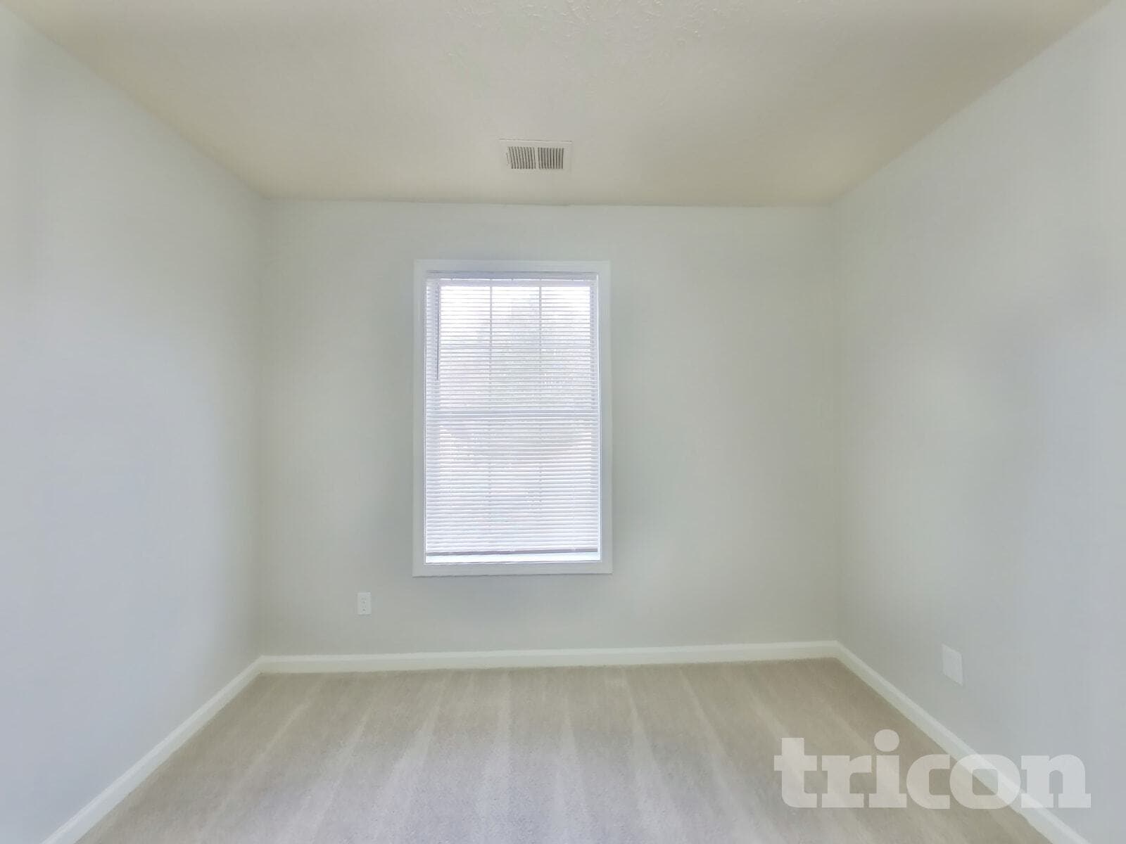 Building Photo - 3935 Piper Glen Dr NE