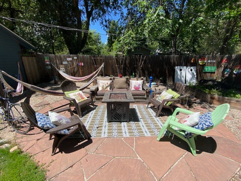 Building Photo - 616 W Mulberry St