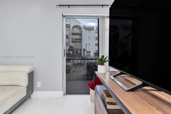 Building Photo - 3300 Spanish Moss Terrace