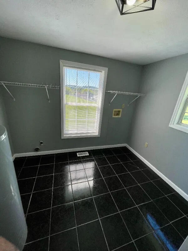 Building Photo - 239 N McWhorter St