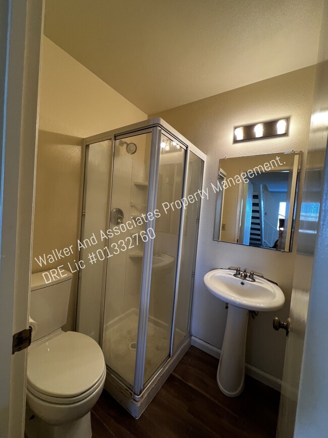 Building Photo - 1161 Sumner Pl