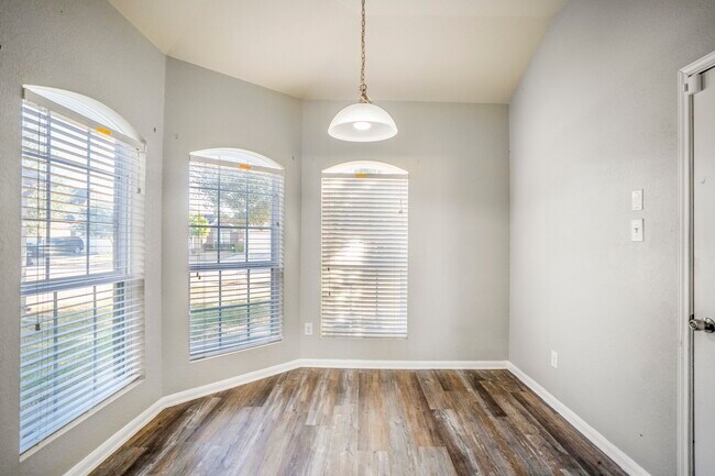 Building Photo - 14911 Calico Heights Ln