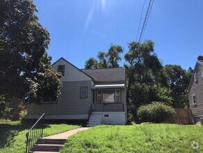 Building Photo - RENOVATED 4 bed 1 bath home in Glen Burnie
