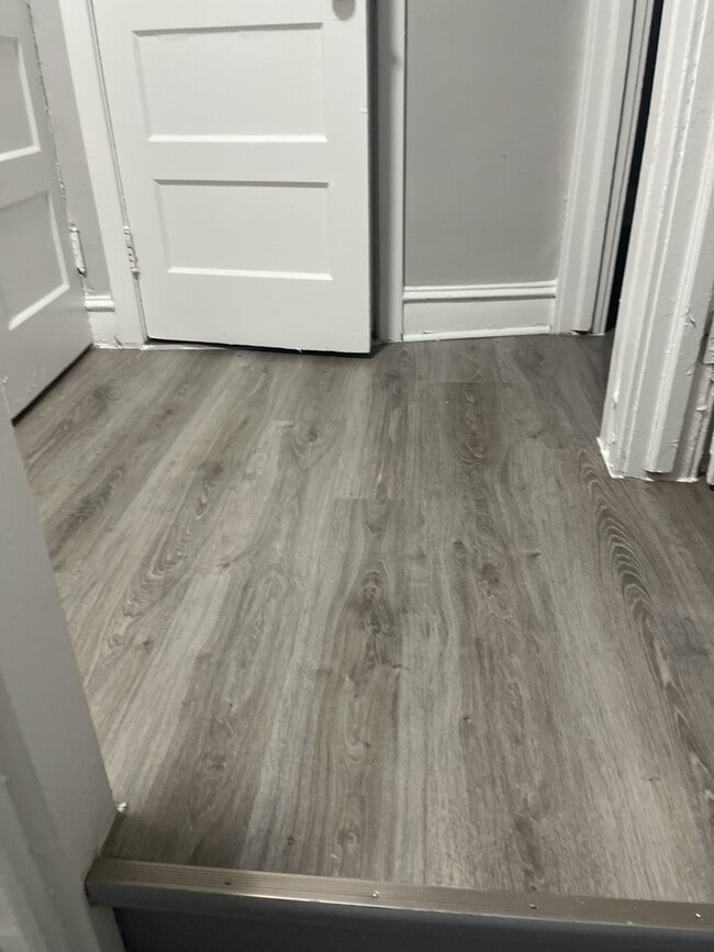 Building Photo - 6531 Theodore St