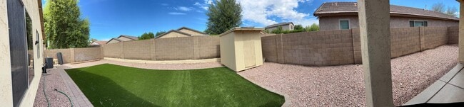 Building Photo - 2720 E Hulet Dr