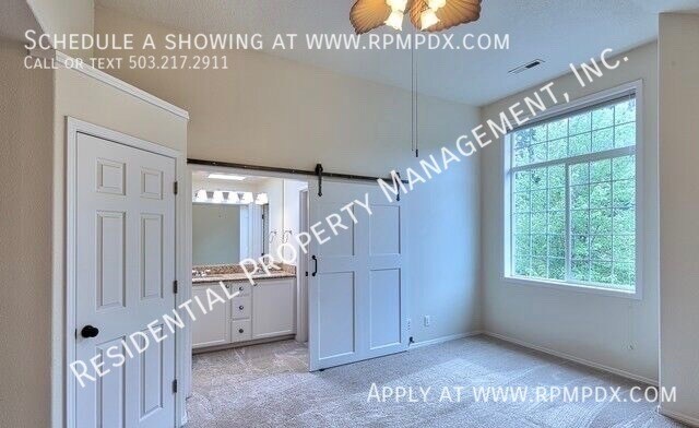 Building Photo - 23992 SW Red Fern Dr
