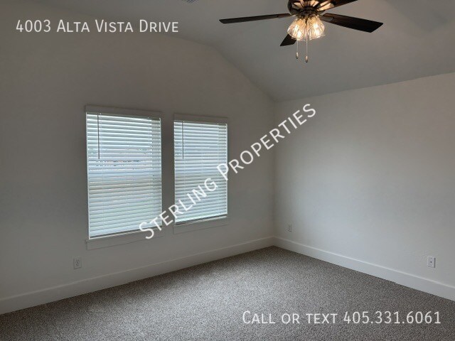 Building Photo - 4003 Alta Vis Dr