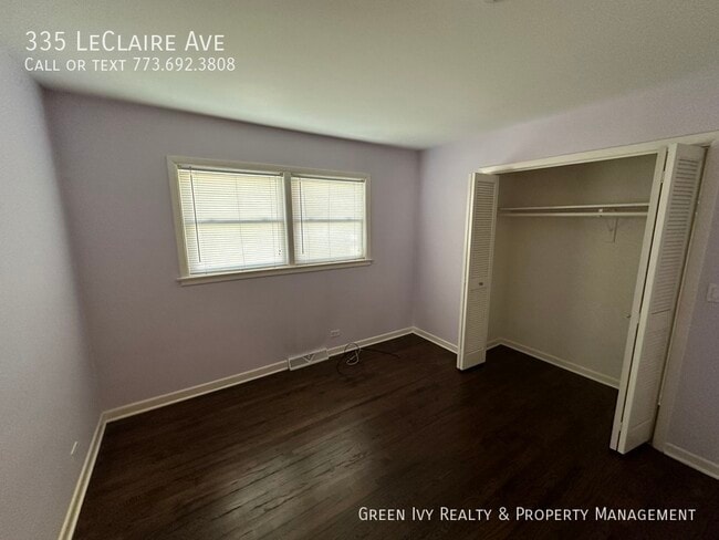 Building Photo - 335 Leclaire Ave