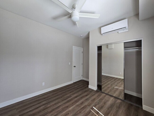 Building Photo - NEW 4BD/2BA, Large Balcony!!