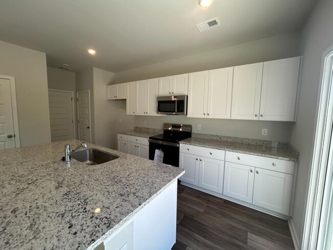 Building Photo - 762 Sturdy Root Pl