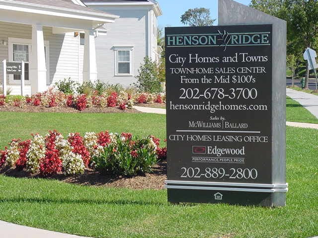 Building Photo - Henson Ridge I