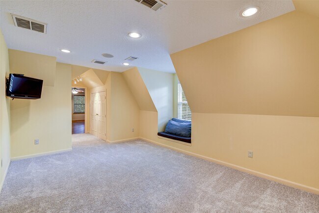 Building Photo - 5502 Fountainbridge Ln