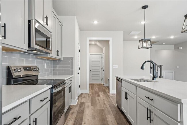 Building Photo - 5728 Urban Vlg Wy