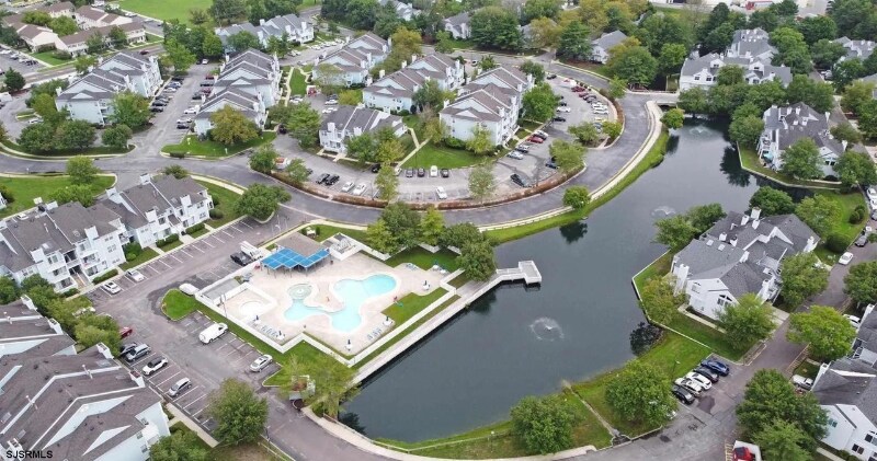 Building Photo - 159 Heather Croft