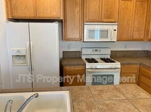 Building Photo - 506 Navigator Dr