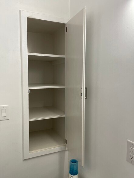 Building Photo - 2707 W 146th St