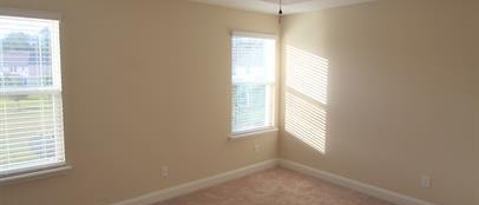Building Photo - 151 Nelson Ln