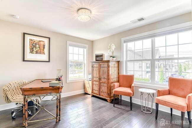 Building Photo - 1529 Paxton Ln