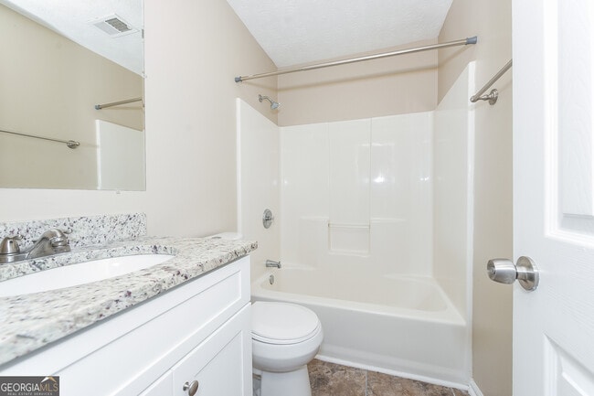 Building Photo - 219 Wagon Wheel Dr