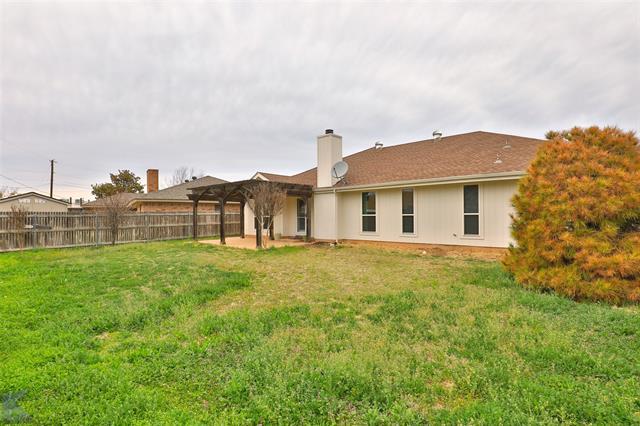 Building Photo - 2965 Red Oak Cir