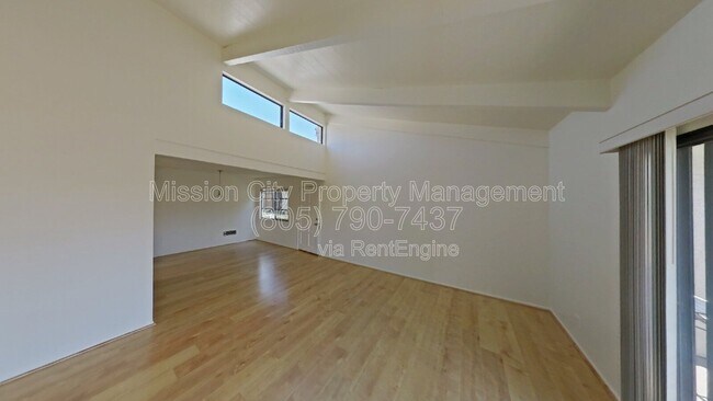 Building Photo - 29 Dearborn Pl