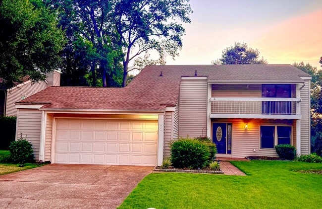 Building Photo - 1556 Beachview Dr