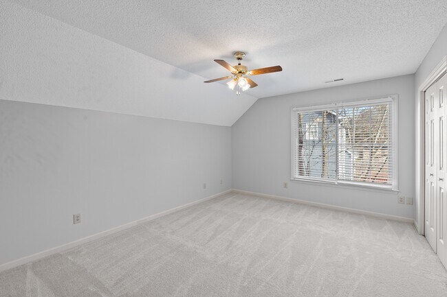 Building Photo - 113 Laurel Branch Dr