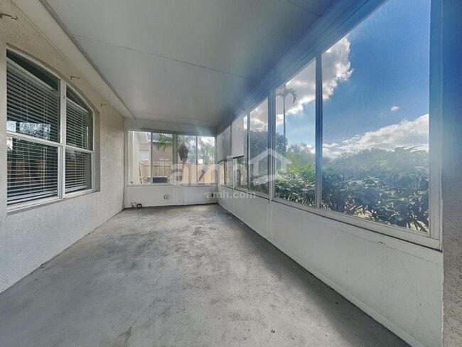 Building Photo - 7029 Monarch Park Dr