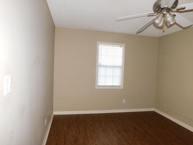 Building Photo - 3539STUD