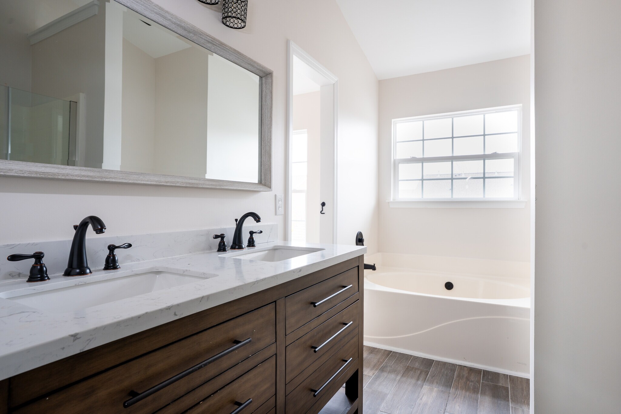 Building Photo - 6107 Margaret Ct